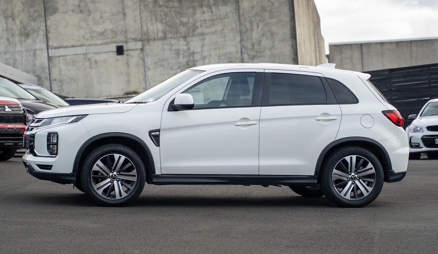 2022 Mitsubishi ASX 4