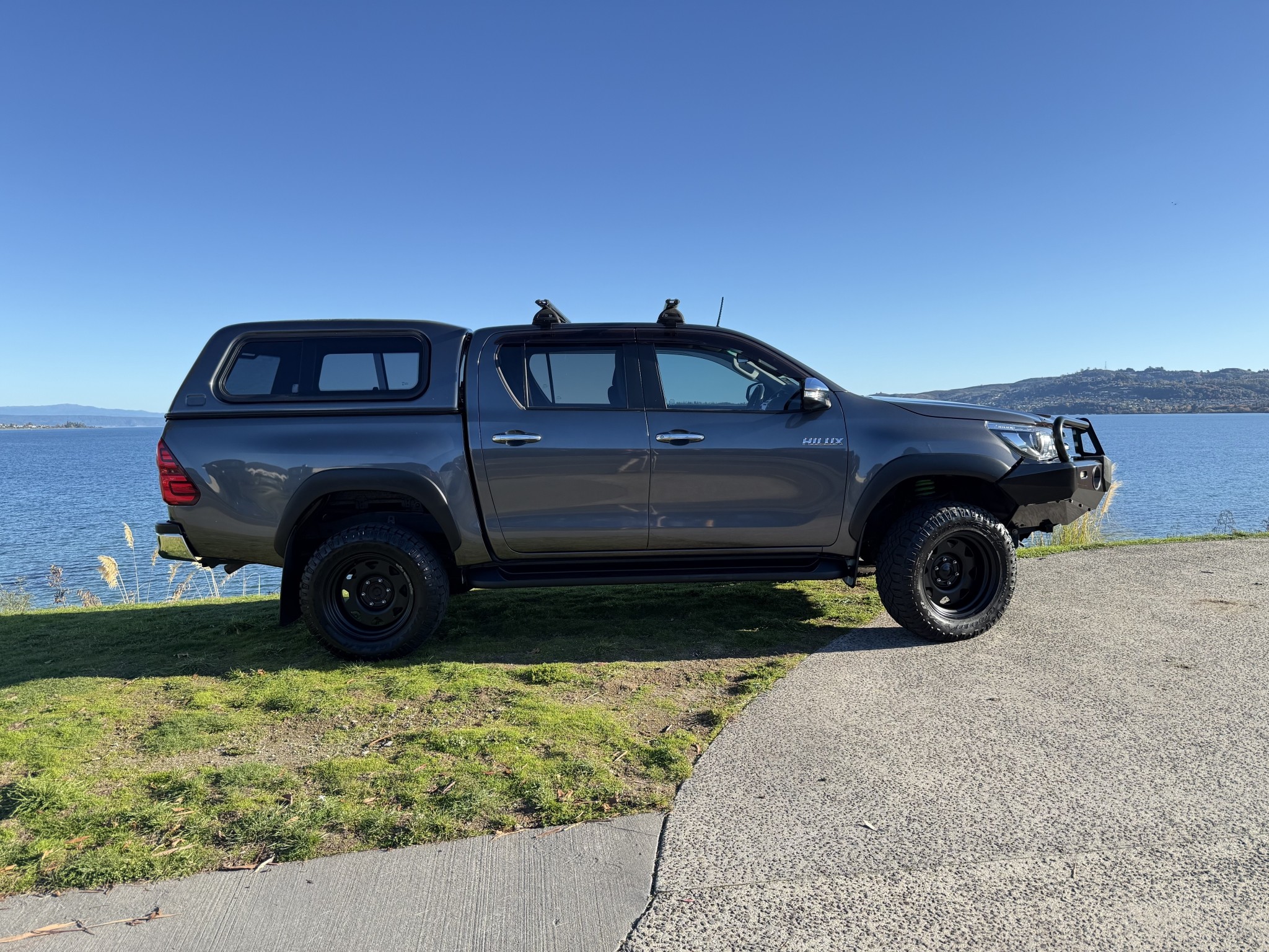 2015 Toyota Hilux SR5 TD DC 2.8D/4WD/6