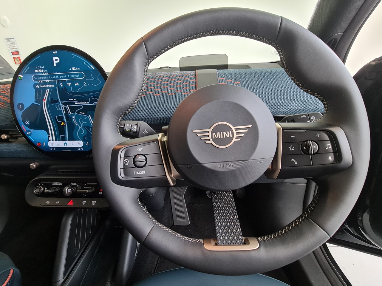 MINI Aceman SE Favoured