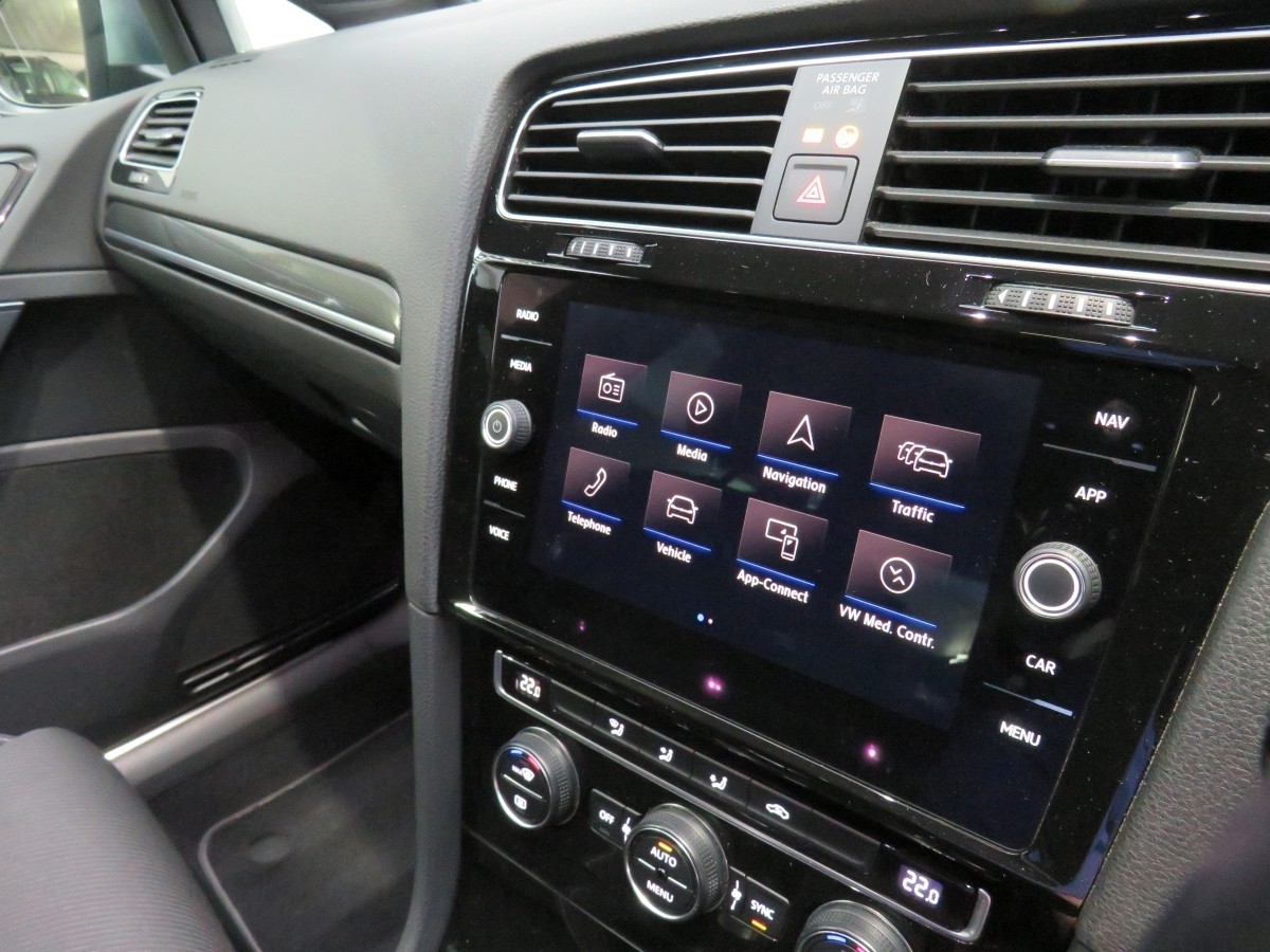 Volkswagen Golf R 228KW