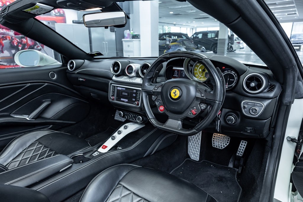 Ferrari California T