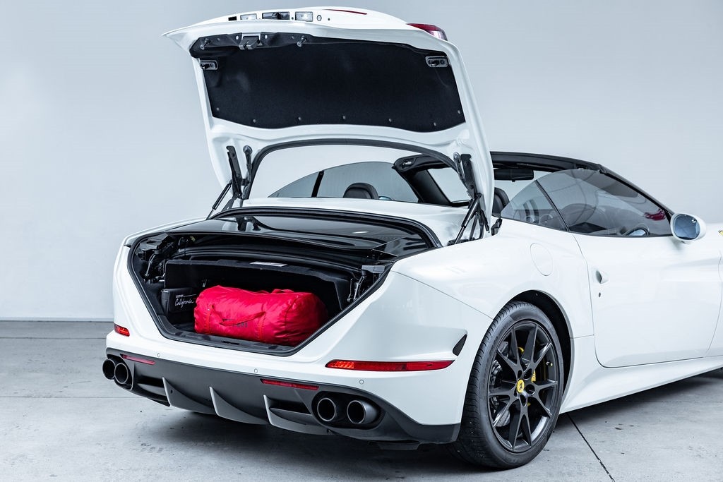 Ferrari California T
