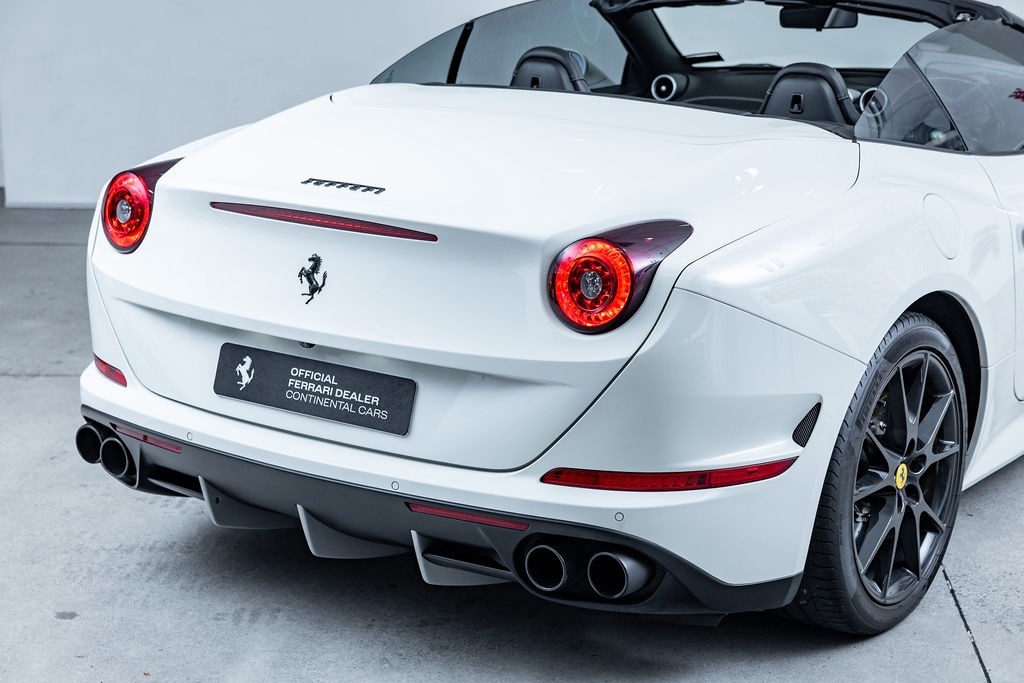 Ferrari California T