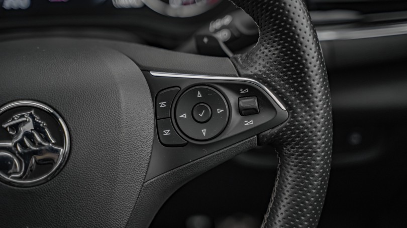 2018 Holden Commodore 14