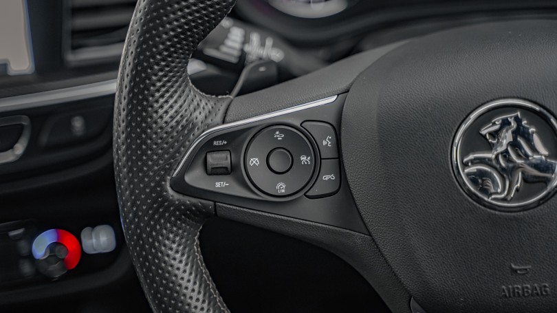 2018 Holden Commodore 13
