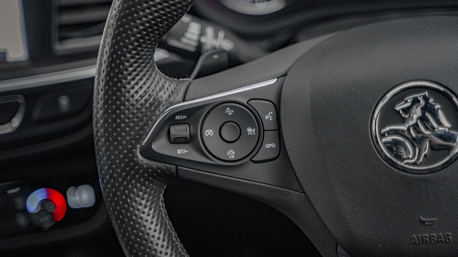 2018 Holden Commodore 13
