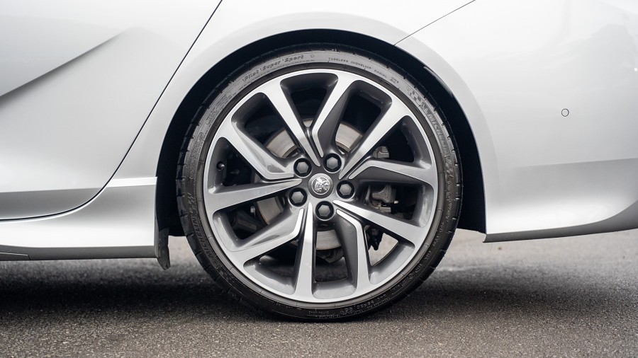 2018 Holden Commodore 7