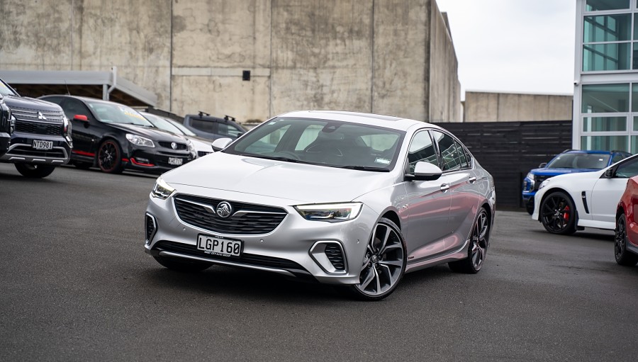 2018 Holden Commodore 1