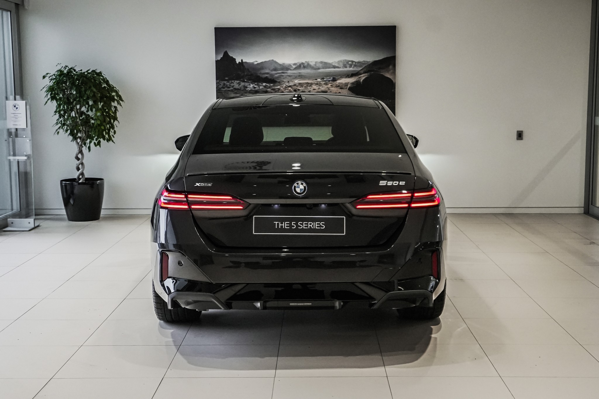 BMW 550e xDrive Sedan