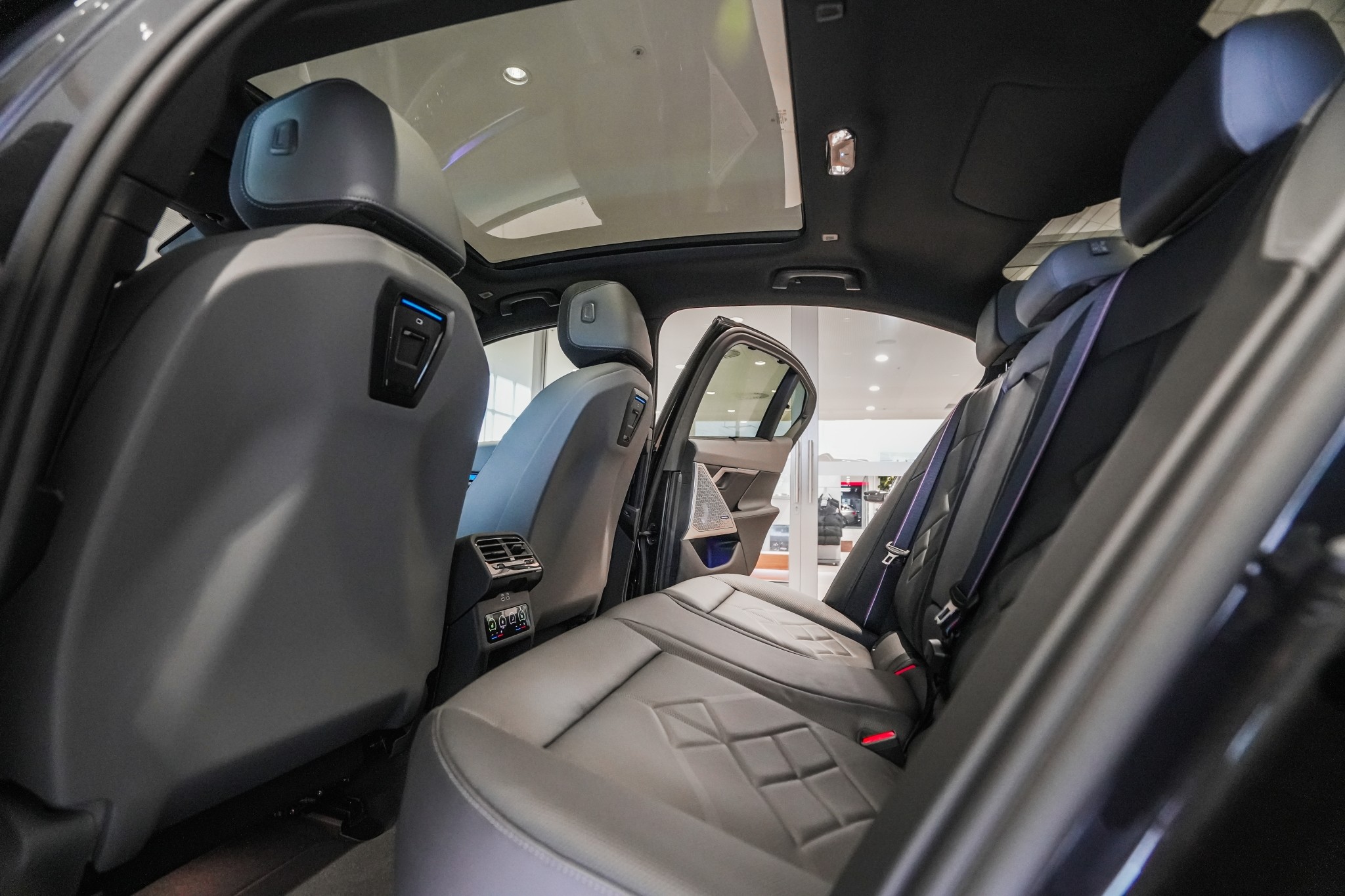 BMW 550e xDrive Sedan
