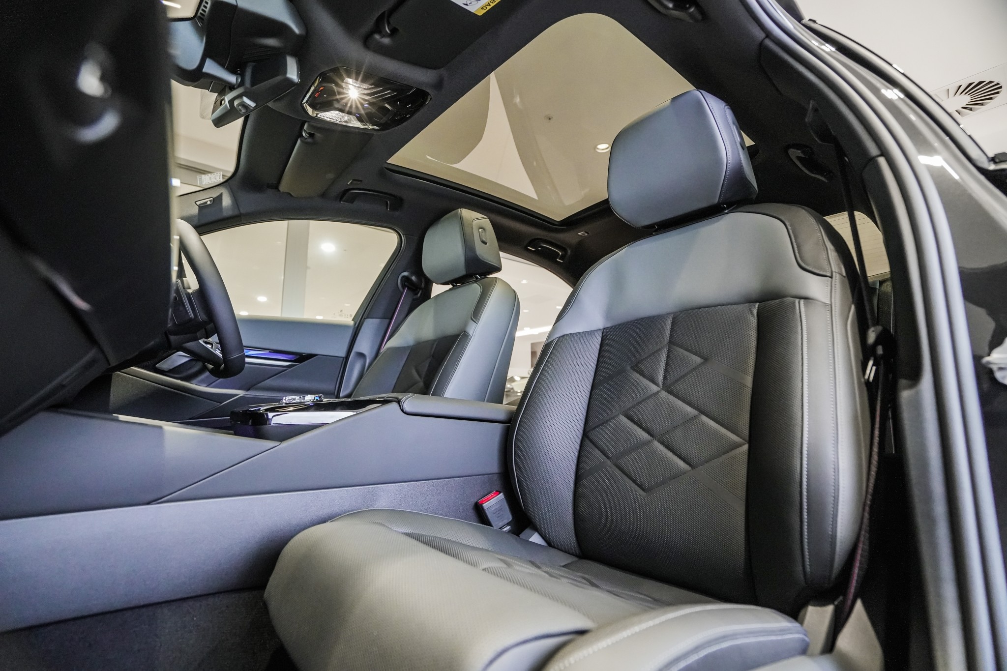 BMW 550e xDrive Sedan