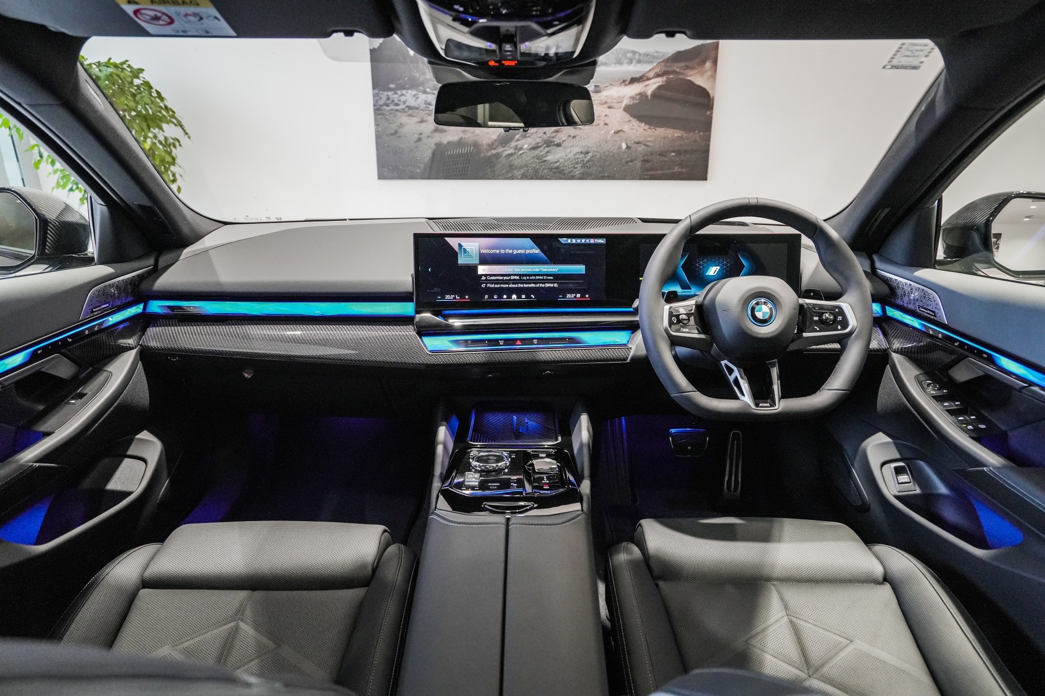 BMW 550e xDrive Sedan