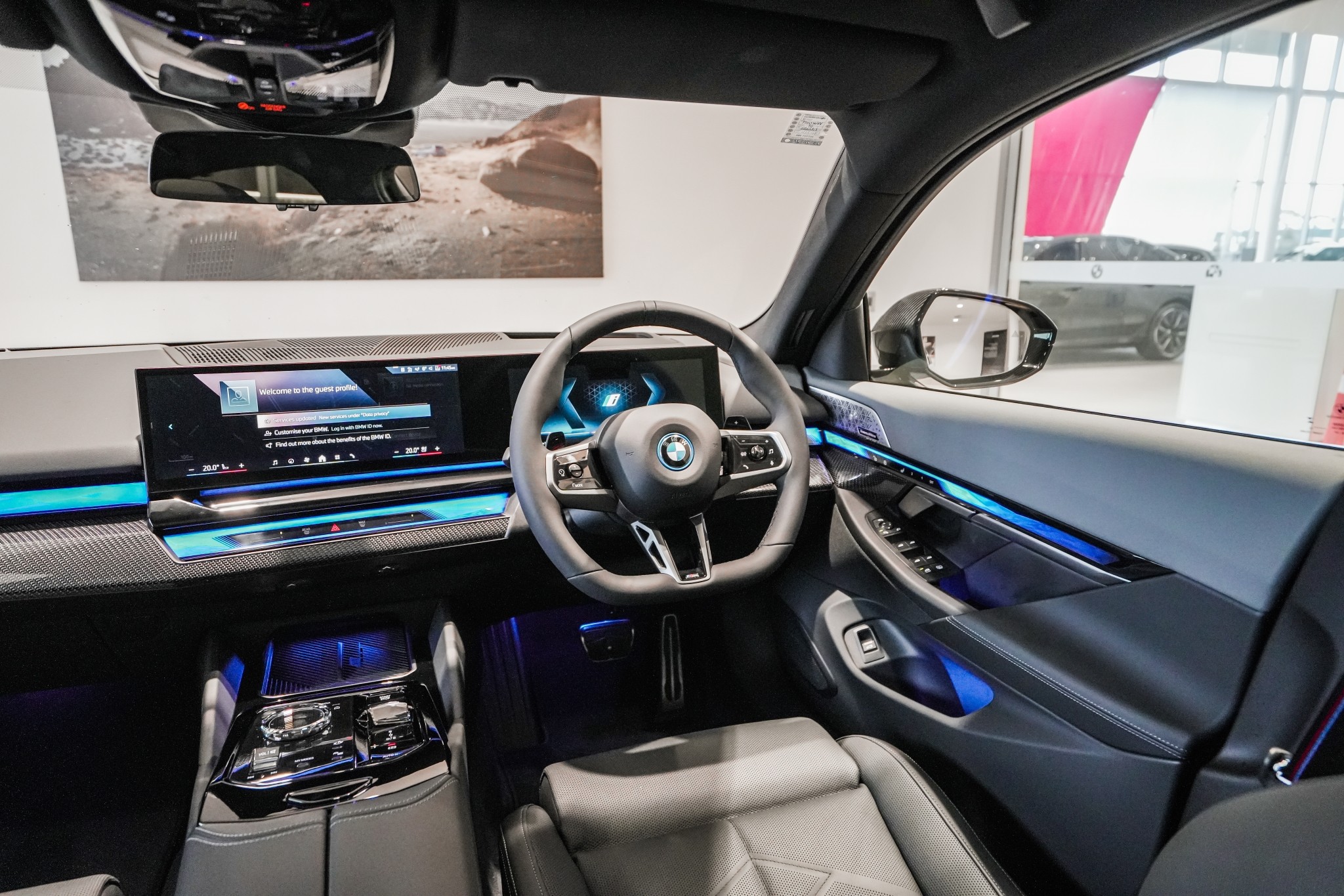 BMW 550e xDrive Sedan