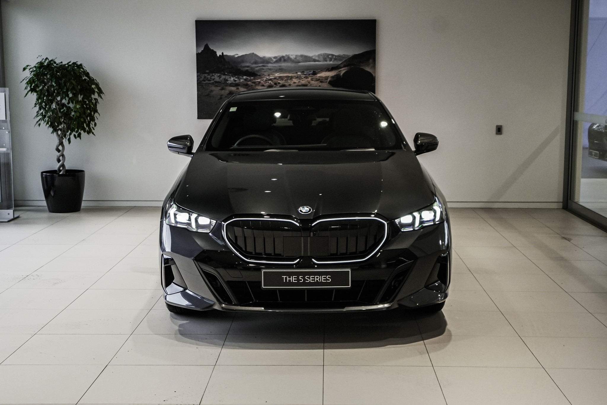 BMW 550e xDrive Sedan