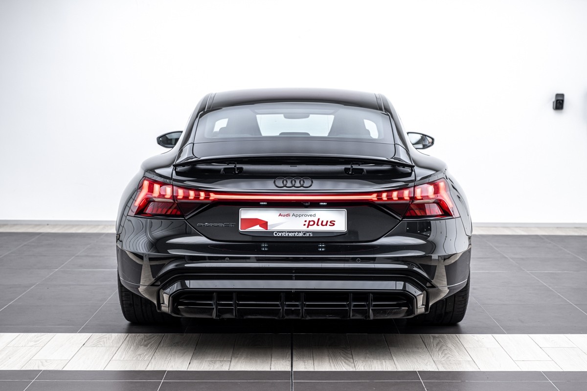 Audi e-tron GT quattro