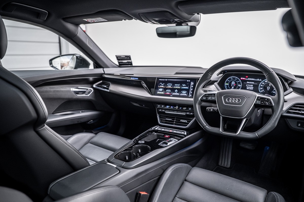 Audi e-tron GT quattro