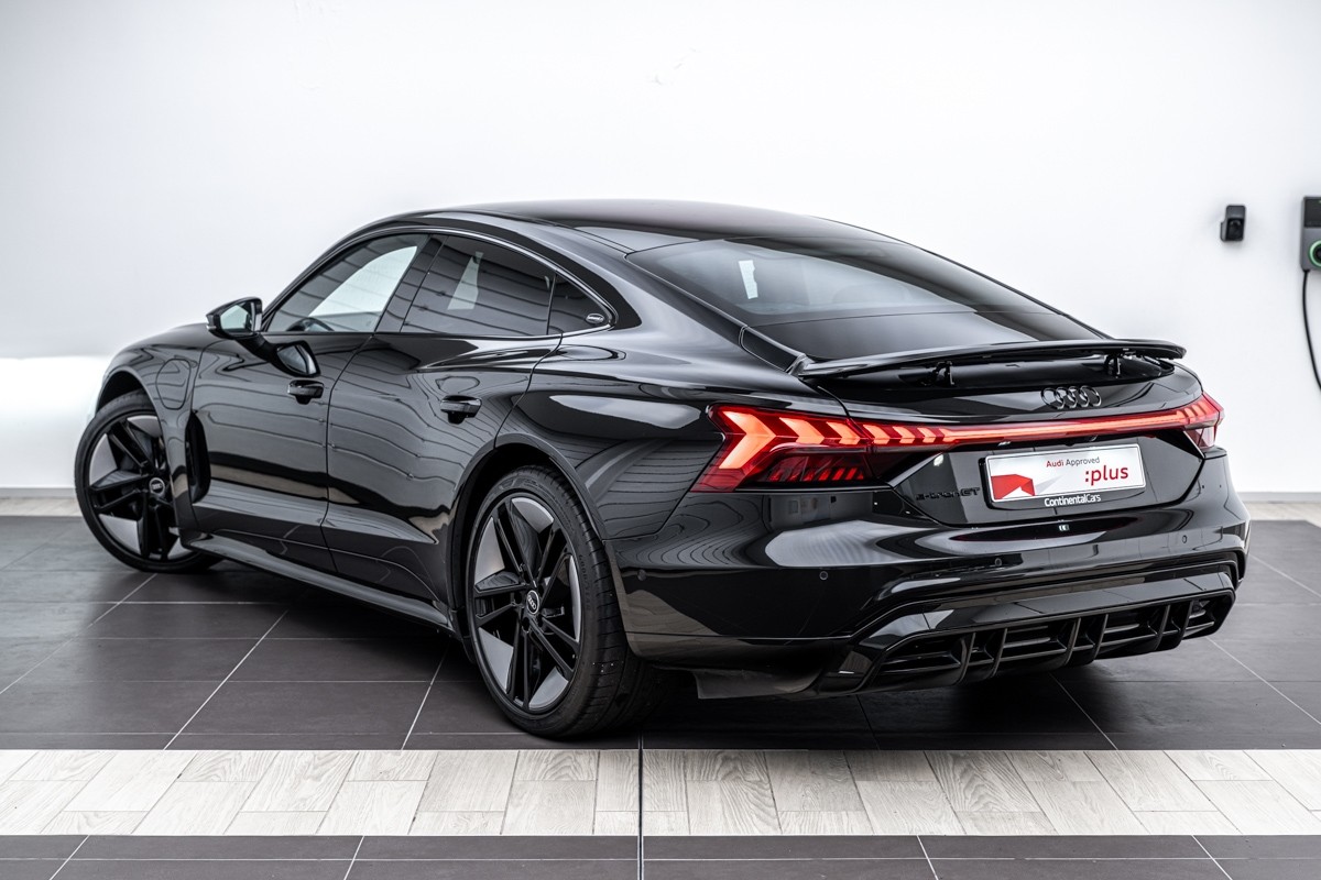 Audi e-tron GT quattro