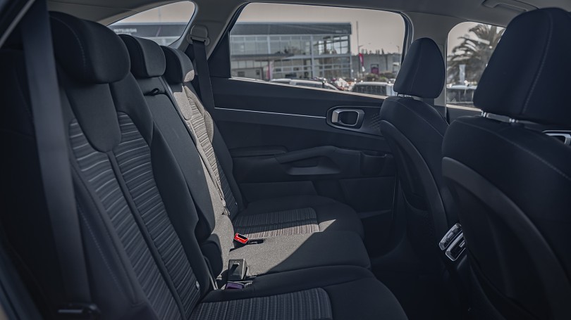 2025 Kia Sorento 16