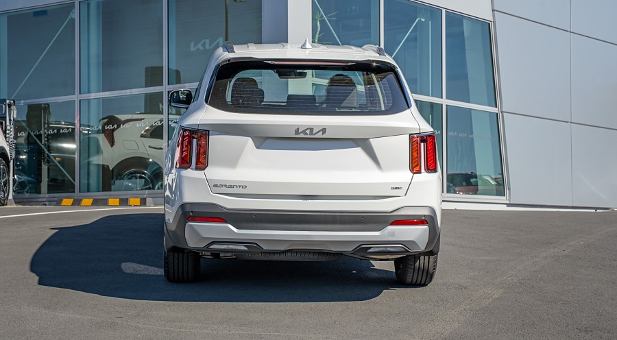 2025 Kia Sorento 4