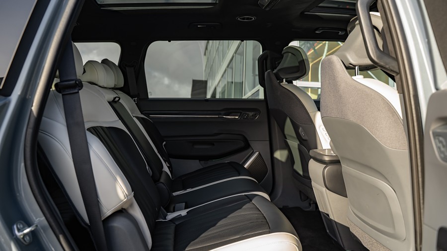 2023 Kia EV9 17