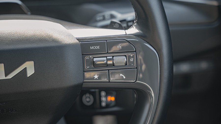 2023 Kia EV9 13