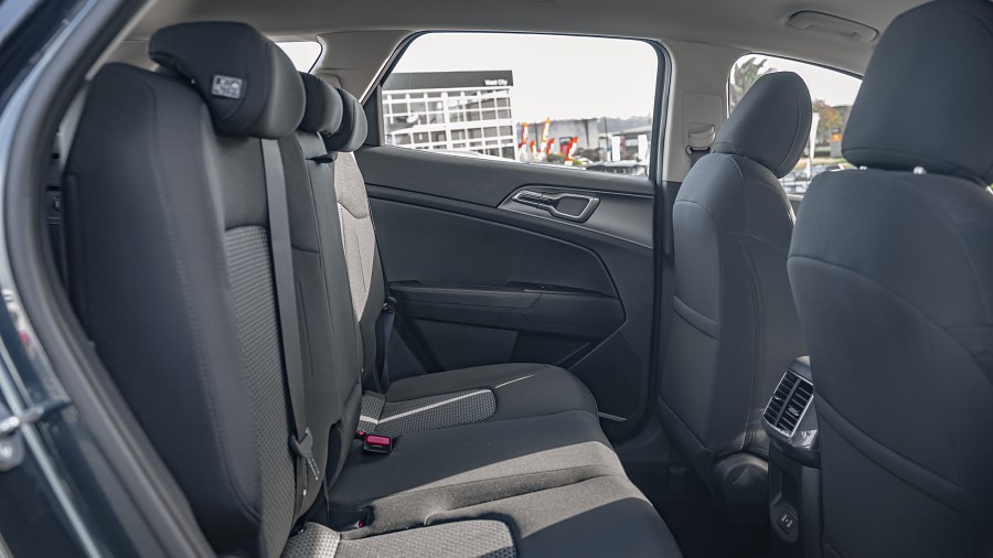 2025 Kia Sportage 16