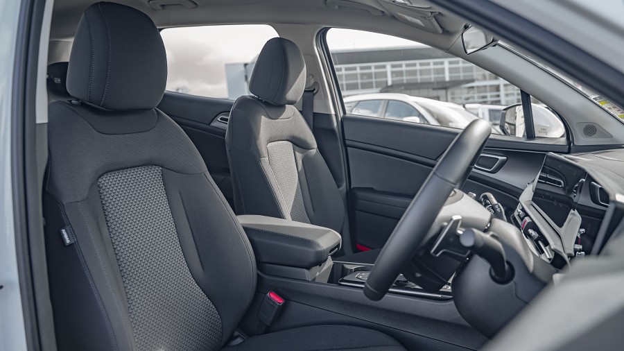 2025 Kia Sportage 8