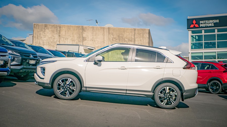 2025 Mitsubishi Eclipse Cross 5