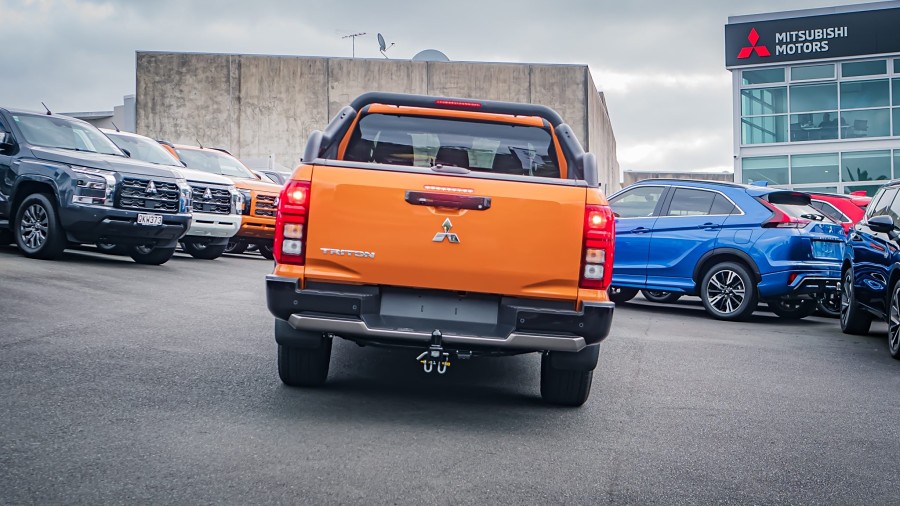 2025 Mitsubishi Triton 4