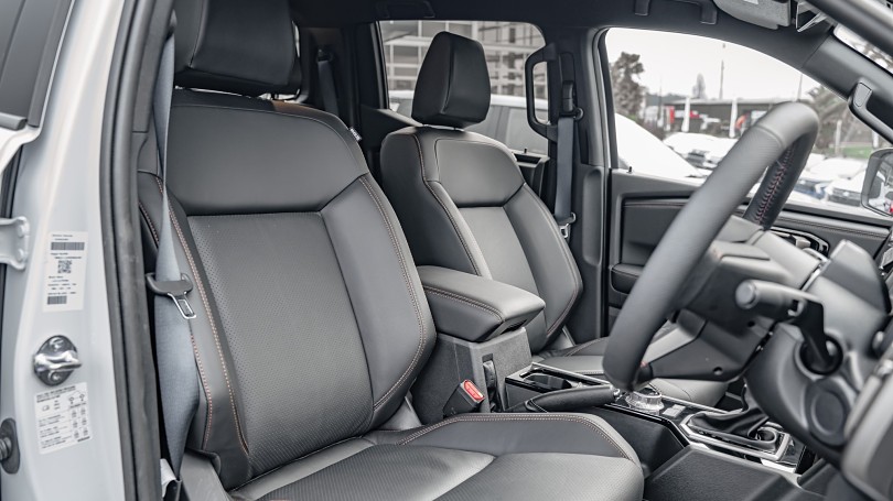 2025 Mitsubishi Triton 8