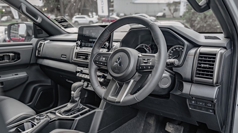 2025 Mitsubishi Triton 9