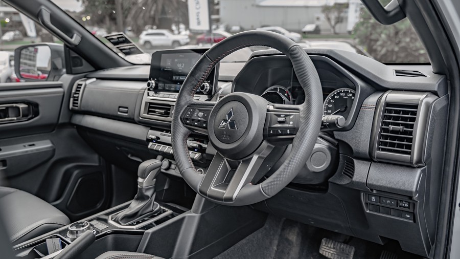 2025 Mitsubishi Triton 9