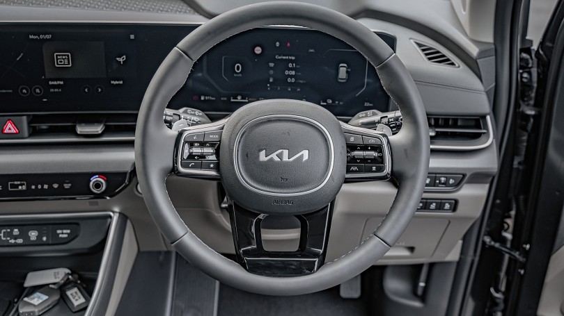 2025 Kia Carnival 11