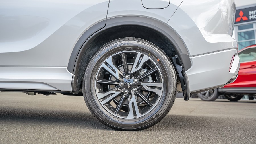 2025 Mitsubishi Eclipse Cross 7