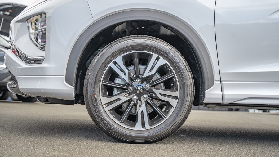 2025 Mitsubishi Eclipse Cross 6