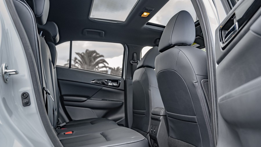 2025 Mitsubishi Eclipse Cross 16