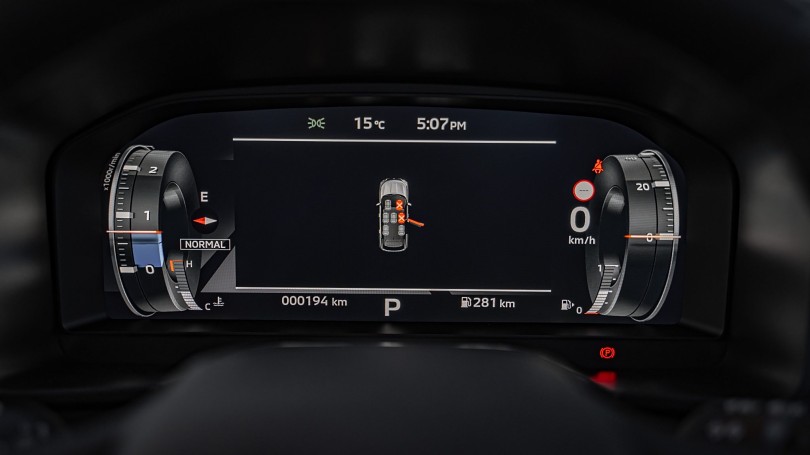 2025 Mitsubishi Outlander 12