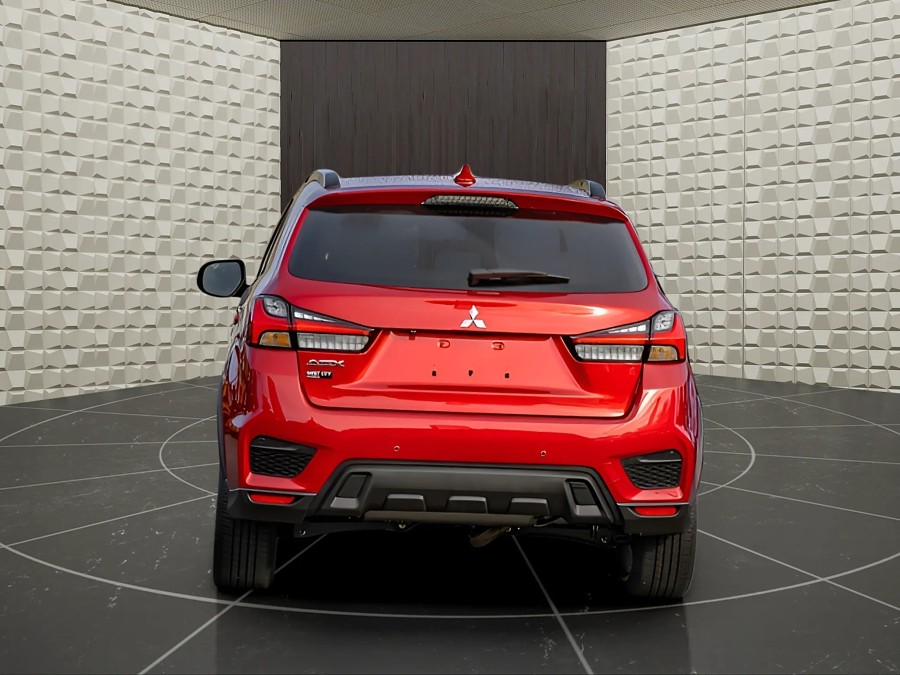 2025 Mitsubishi ASX 4