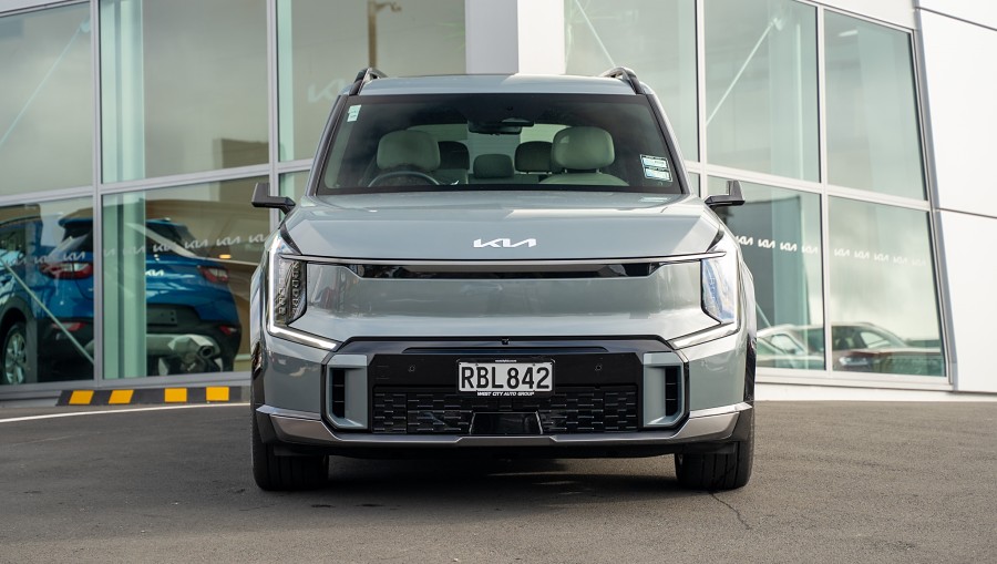 2023 Kia EV9 3