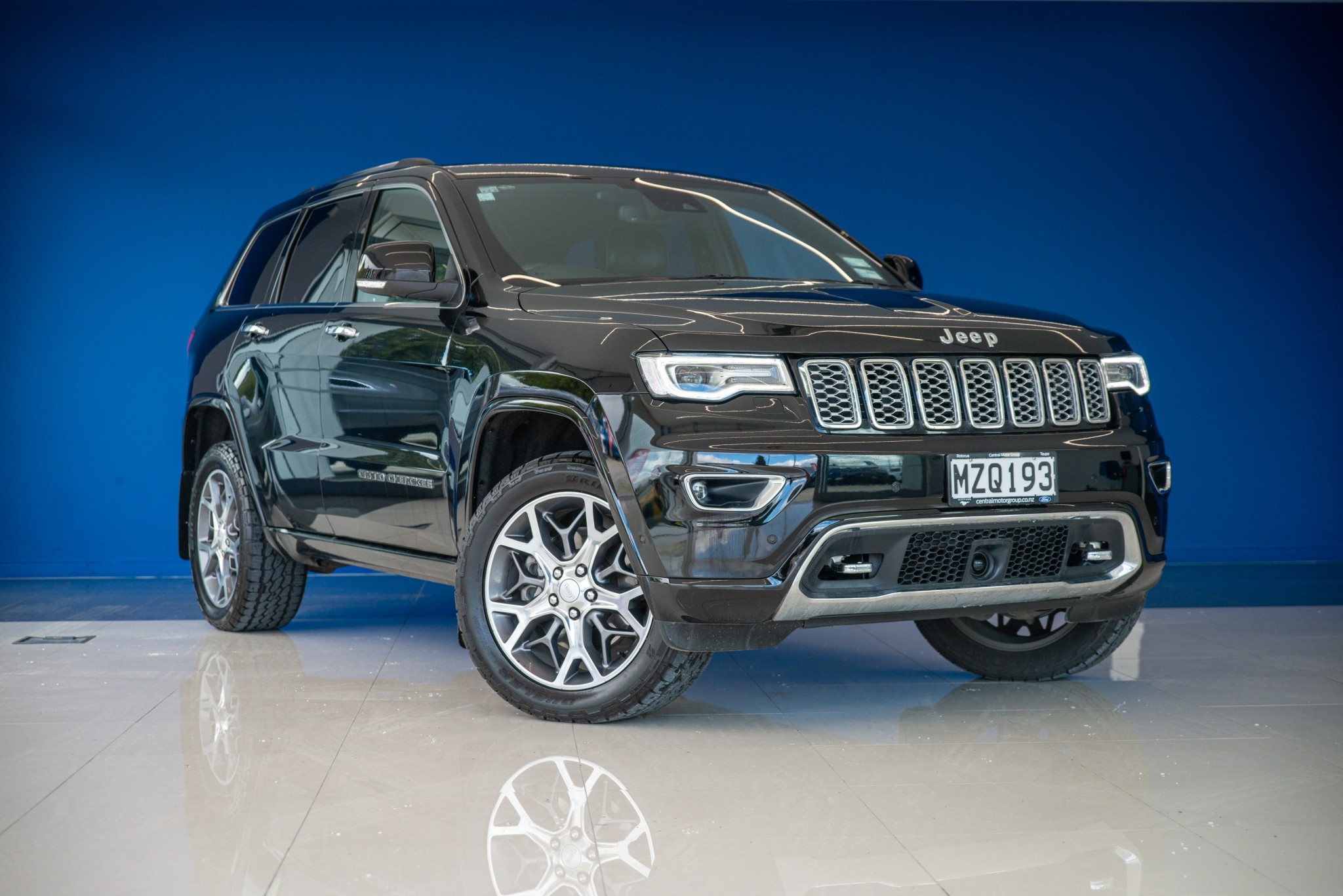 2020 Jeep Grand Cherokee Overland 3.0L Diesel 4WD 186kW/580NM 3.5 Tonne towing
