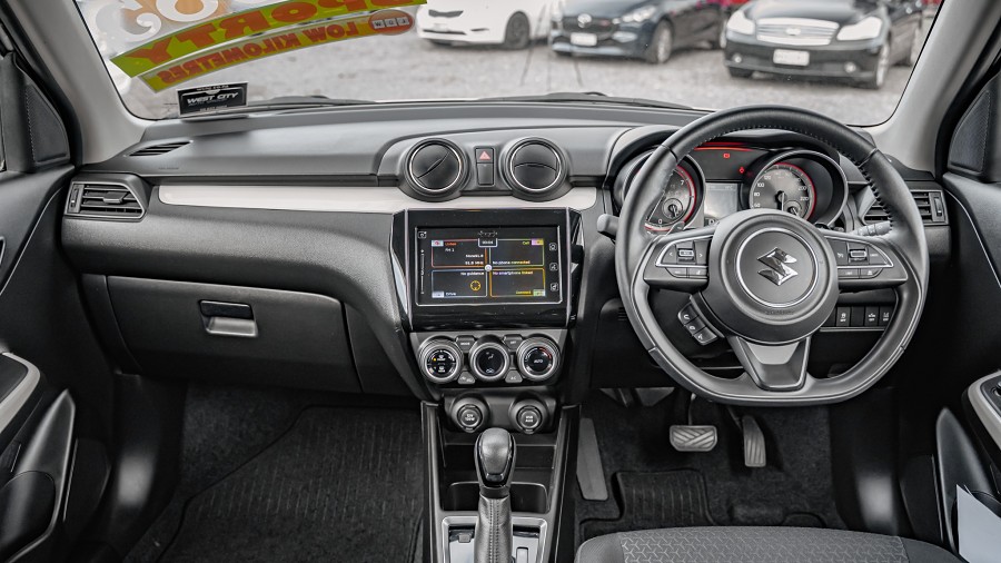 2018 Suzuki Swift 10