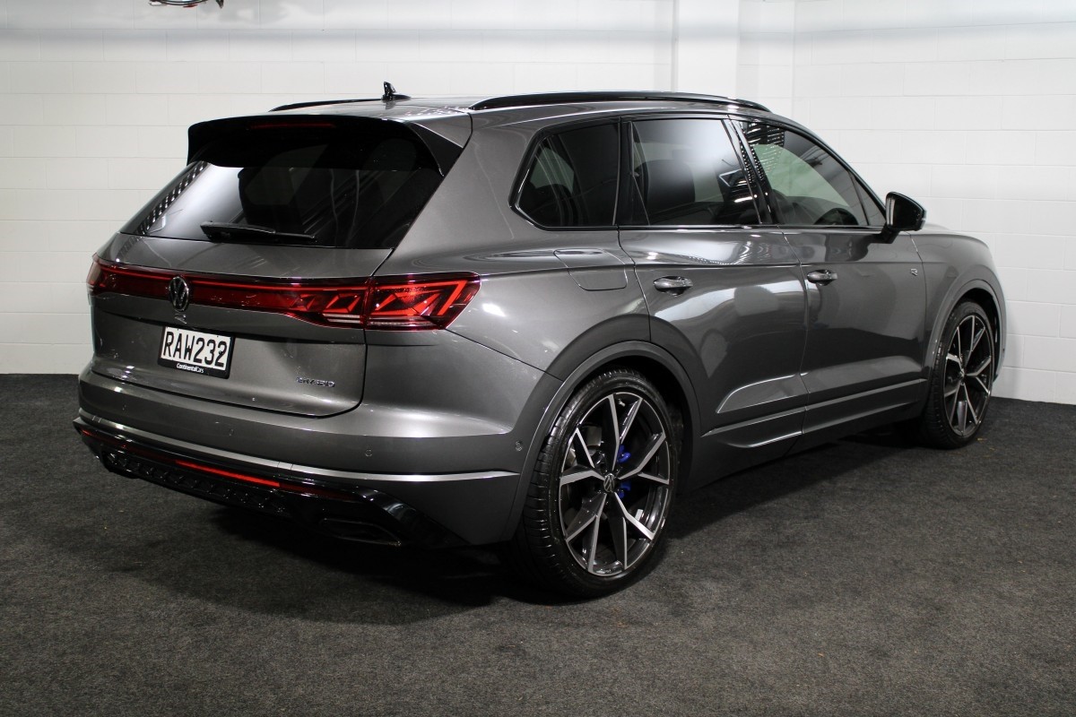 Volkswagen Touareg R PHEV