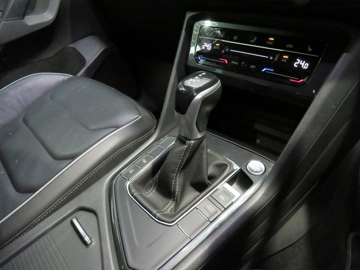 Volkswagen Tiguan TSI R-LINE 2WD