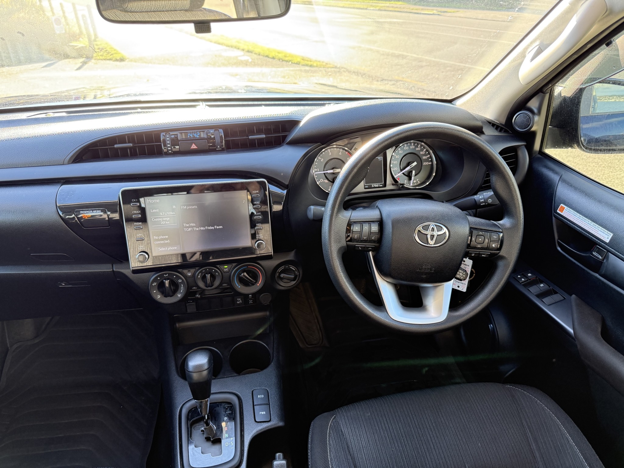 2023 Toyota Hilux SR TD 2.8DT