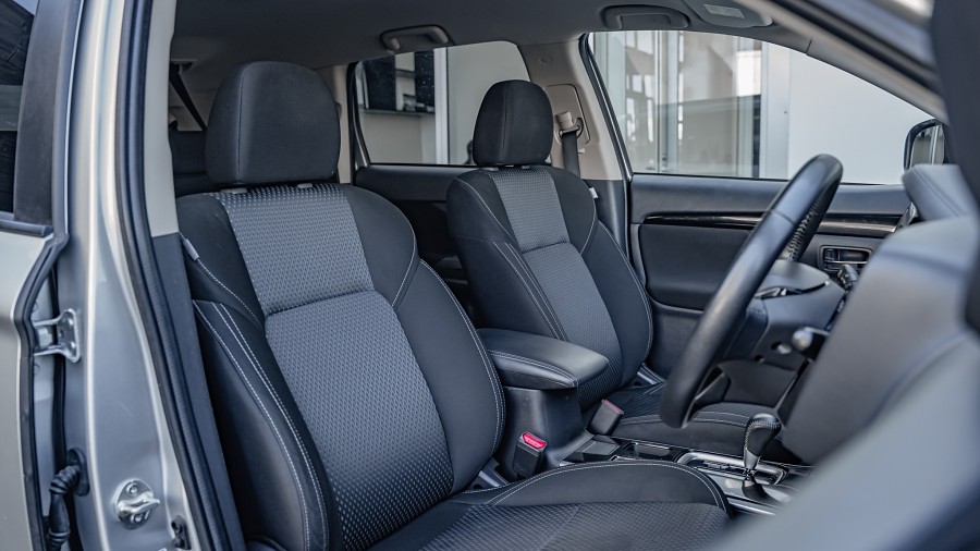 2021 Mitsubishi Outlander 8