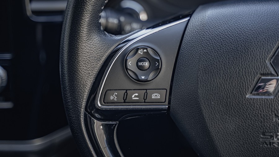 2021 Mitsubishi Outlander 13