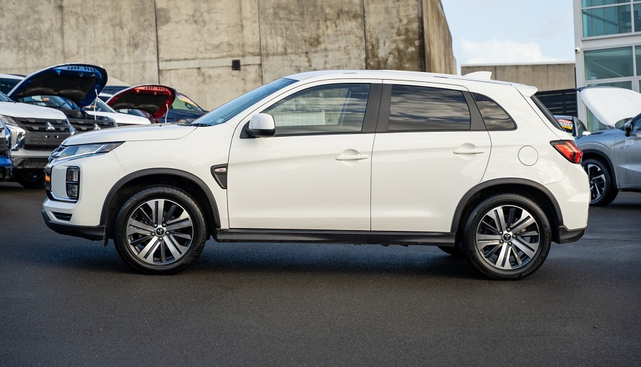 2022 Mitsubishi ASX 5