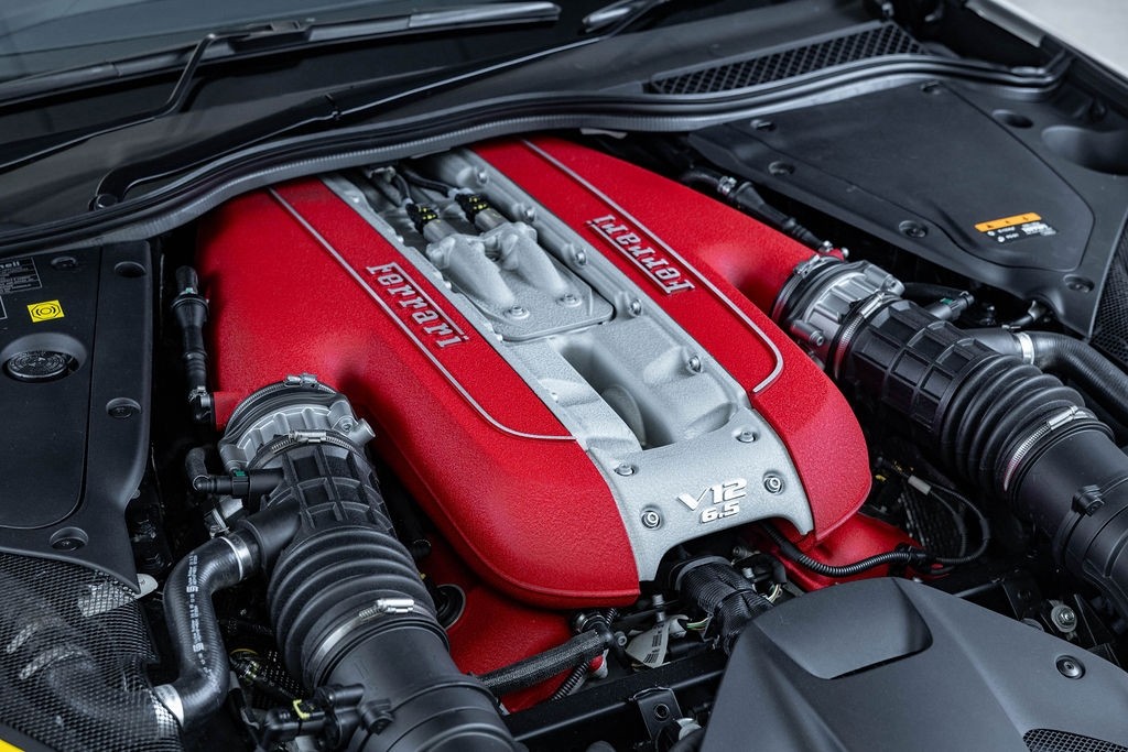 Ferrari 812 Superfast 