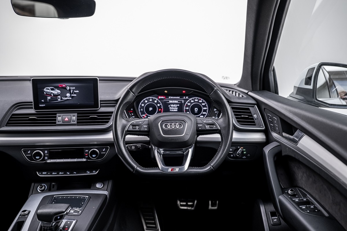 Audi Q5 2.0 TFSI SPORT