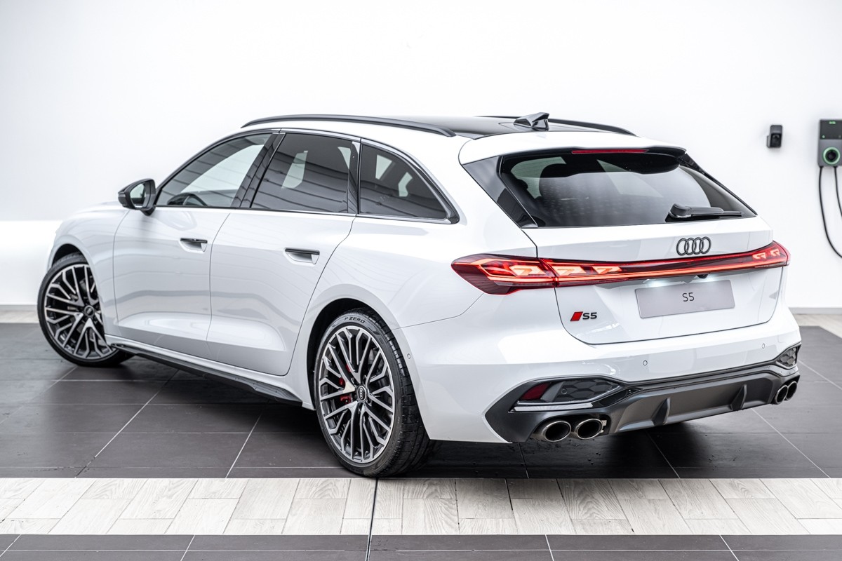 Audi S5 Avant TFSI